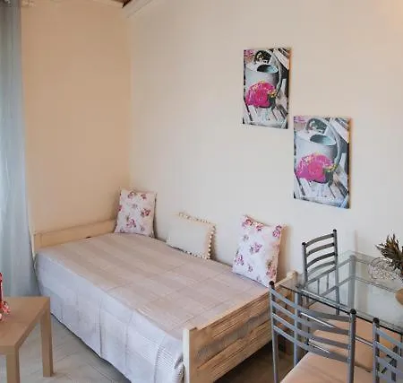 Apartament Efi *